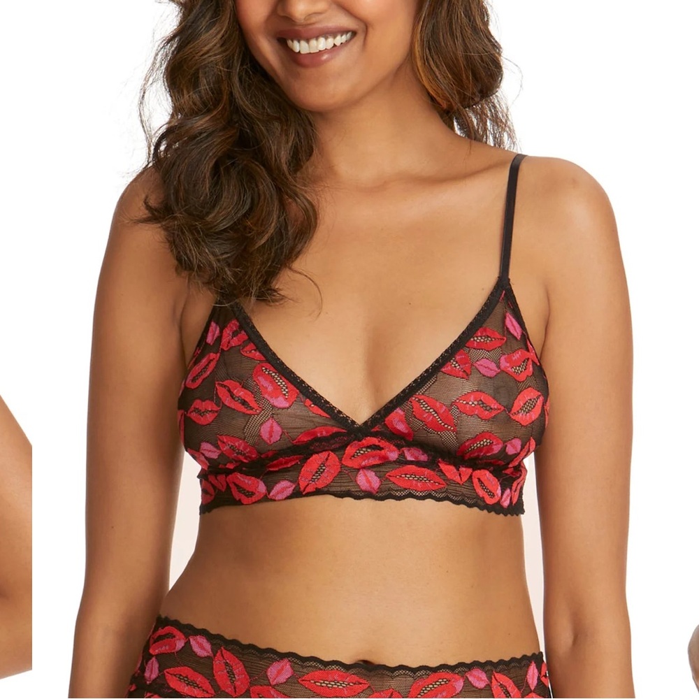 Hanky Panky KISSING Triangle Bralette